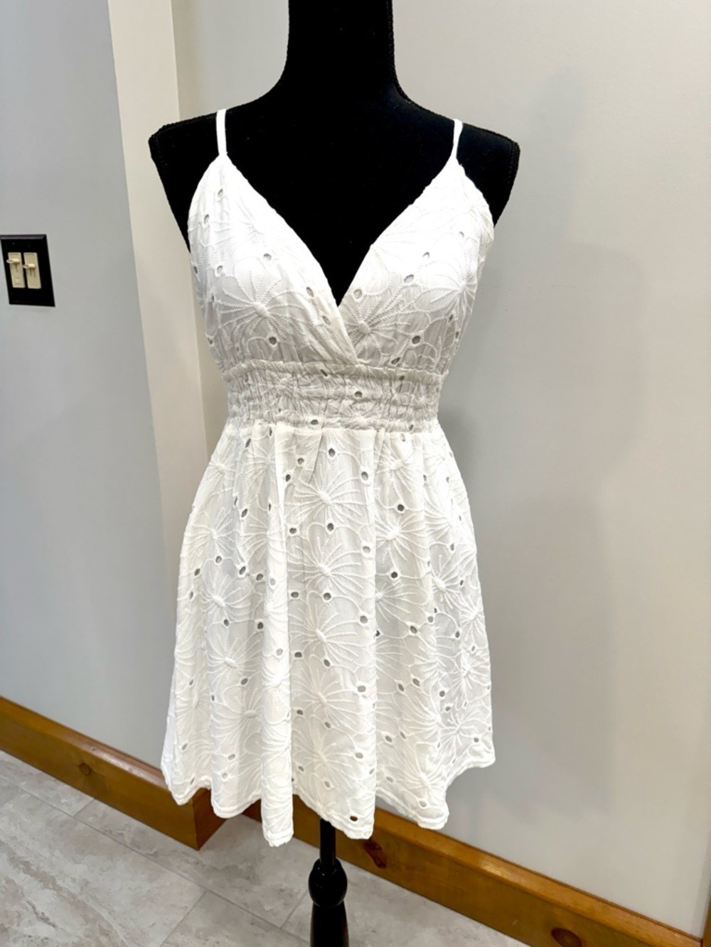 Quiet Storm White Eyelet dress size M